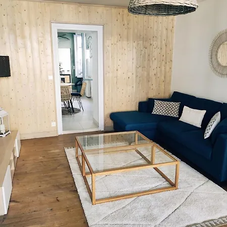 Prázdninový dům Maison De Au Calme